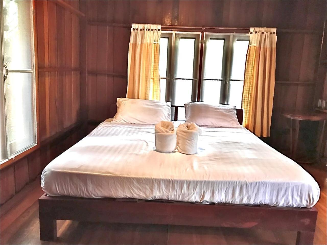 Frog Beach House Koh Phayam Kamer foto